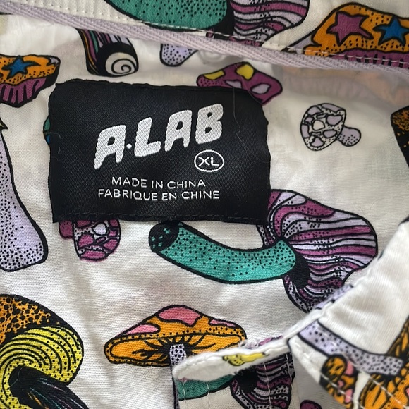 A-Lab xl mushroom shirt - Picture 3 of 4